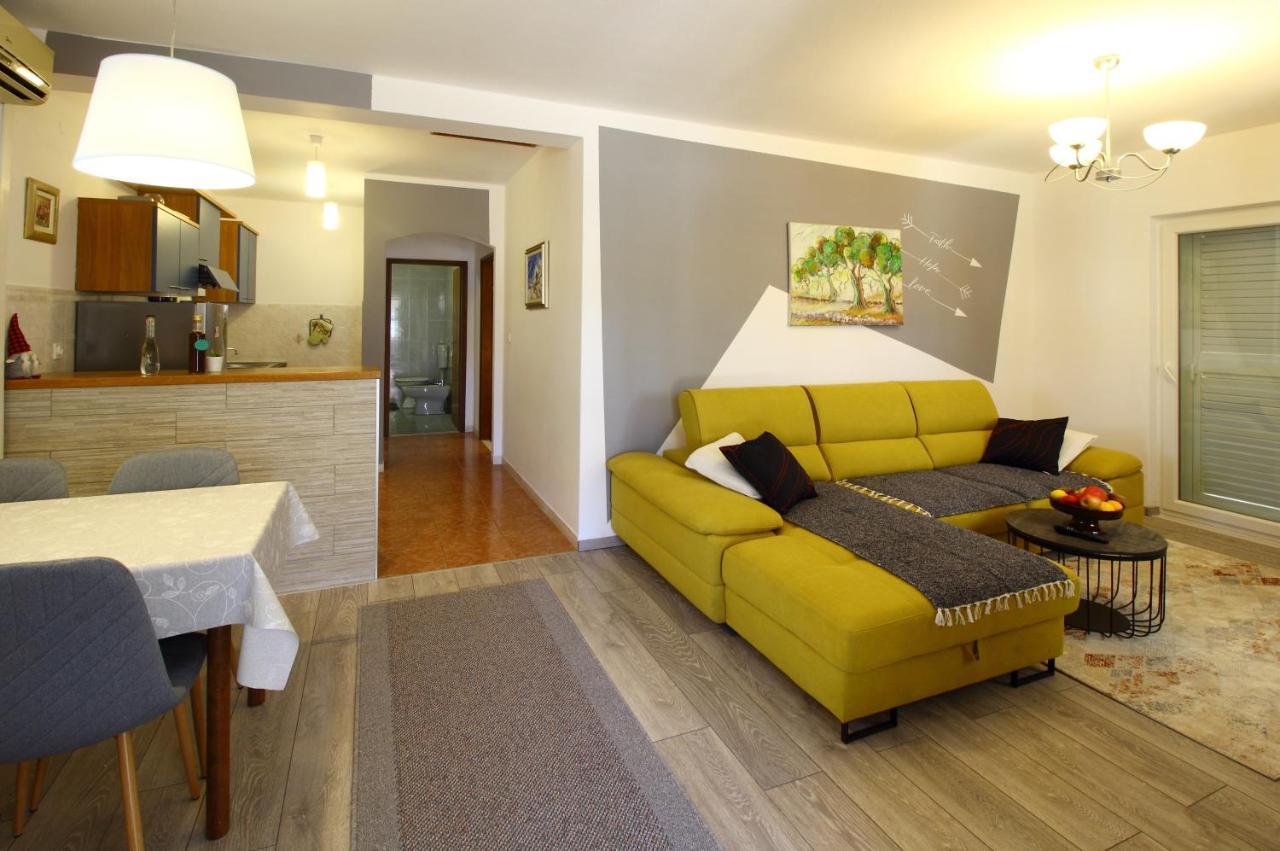 Apartment Marita ชีลิปิ ภายนอก รูปภาพ